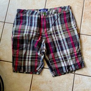 Canterbury of New Zealand cotton linen blend shorts